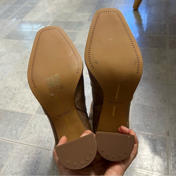 NWOB Dolce Vita Petya Mushroom Stella Suede Embossed Heel Booties - Picture 3 of 10